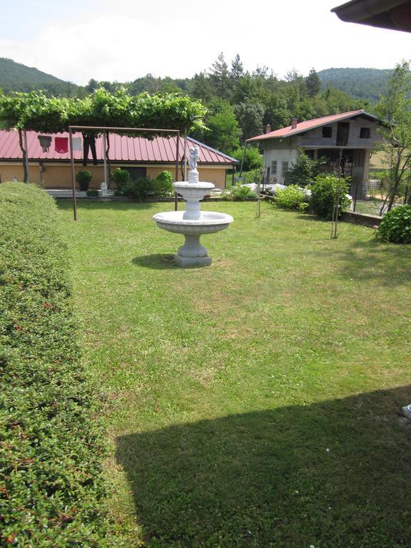 Guest House Mrvcic Rupa Exterior foto